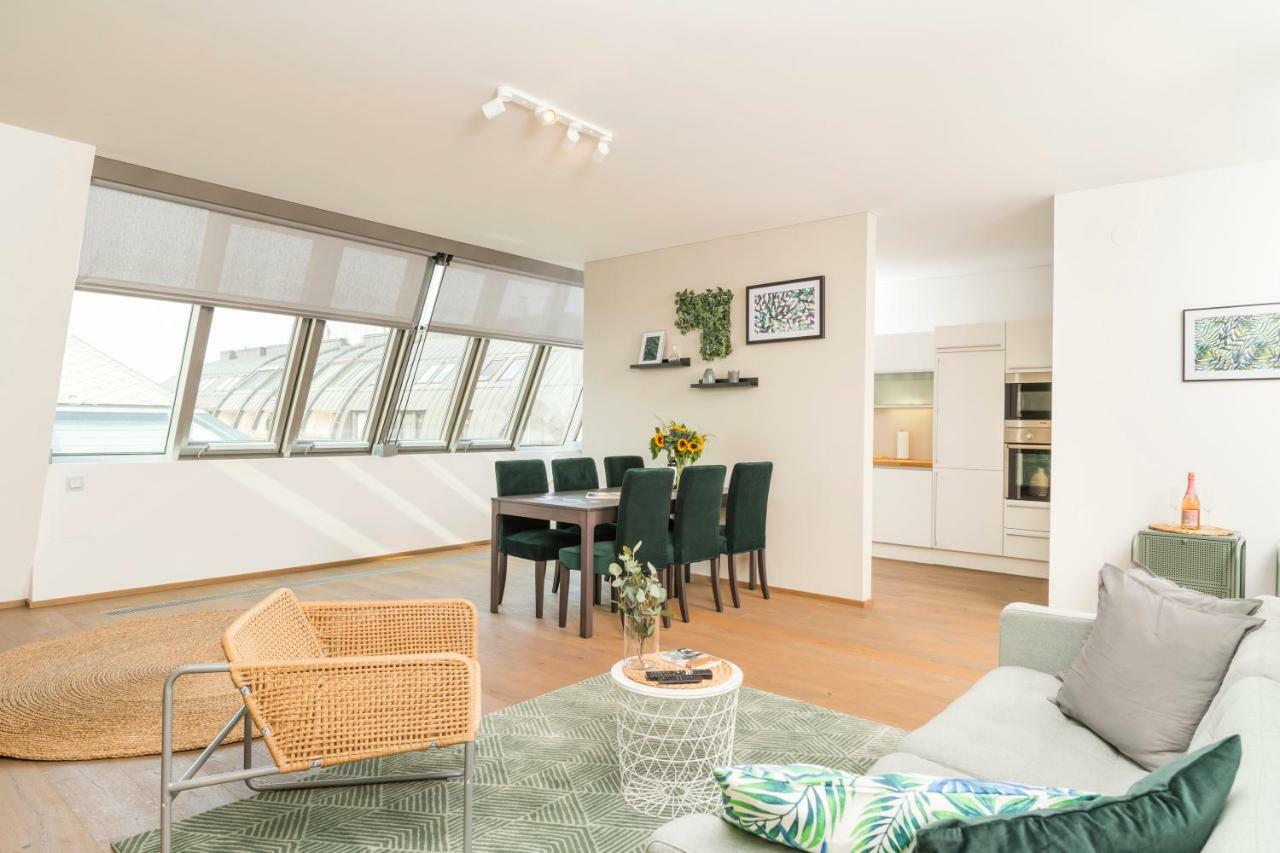 Penthouse Kohlmarkt By Ichbucheat Apartment
