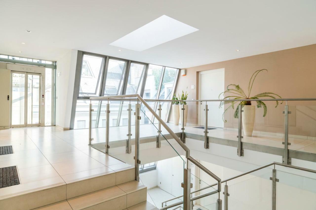 Penthouse Kohlmarkt By Ichbucheat Apartment