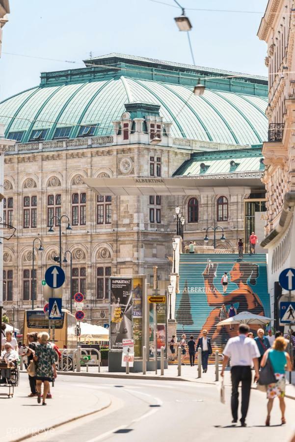 Penthouse Kohlmarkt By Ichbucheat *